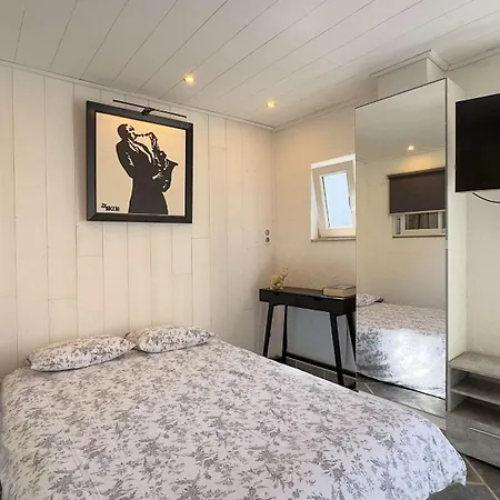 ヴィラ Charmante Location En 2 Parties Dans Le Village De